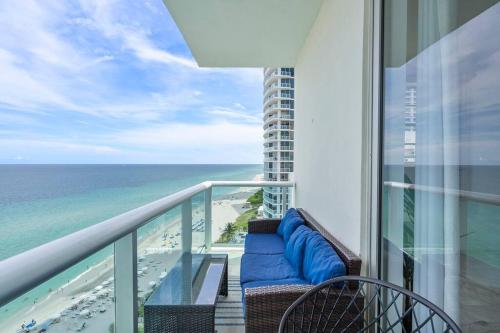 Breathtaking view by the ocean in Hollywood, USA