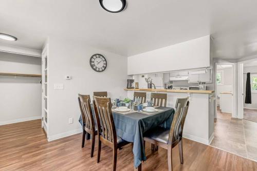 Close to Highmark Stadium and Free Parking in Hamburg, USA