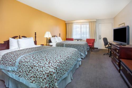 Days Inn by Wyndham Grand Junction - image 10