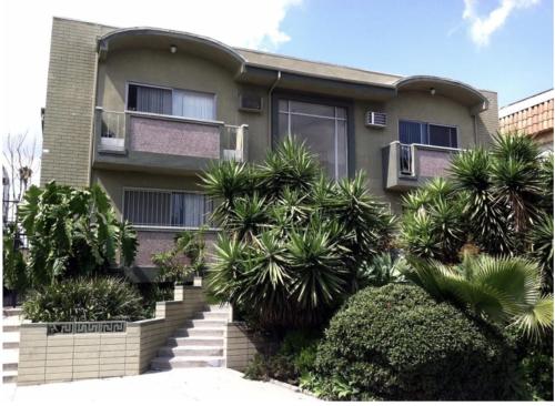 Cozy spot in Koreatown