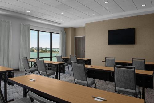 Courtyard by Marriott Clearwater Beach - image 14