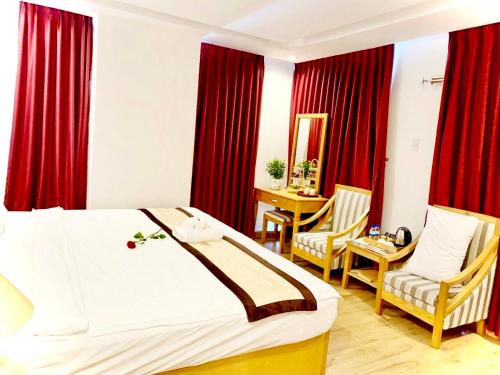 Deluxe Double Room image 4