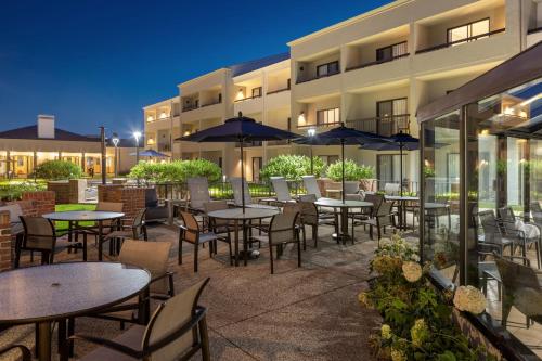 Courtyard by Marriott Chicago Waukegan / Gurnee - image 14