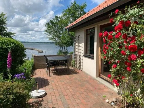 Ferienhaus Meerblick am Yachthafen in Glücksburg, Deutschland