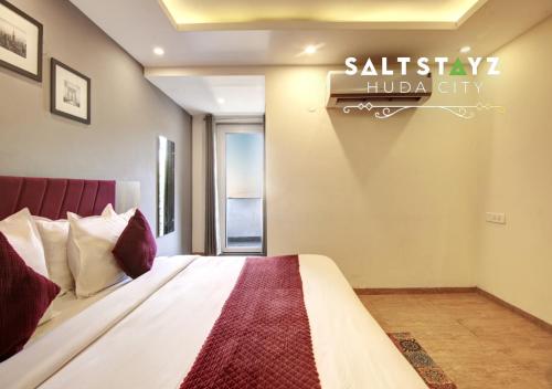 Deluxe Room image 9