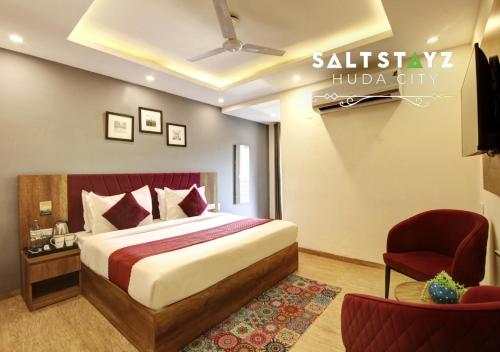 Superior Room With Balcony image 8