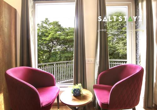 Superior Room With Balcony image 5