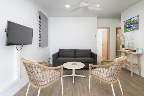 Raina Lodge - Fare Keali'i - Piscine privée (Raina Lodge - Fare Keali'i - Piscine privee) in Hauru