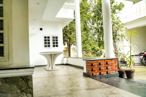 Bougain Villa Service Villa in Irulam