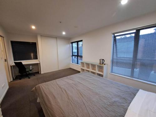 Quiet secure home in CBD, handy close to Downtown Britomart Ferry and Spark Arena, Auckland (zdjęcie 7)