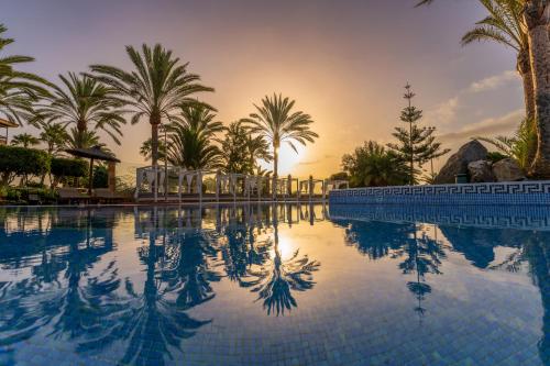 Elba Palace Golf Boutique Hotel - Adults Only - 수영장