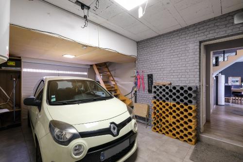 Three-Bedroom House image 10