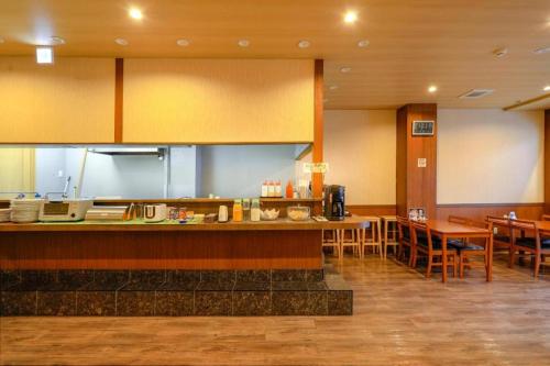 Hotel Naniwa Shinsekaimae