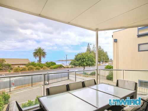 Block Escape - Ocean View Apartment No 1