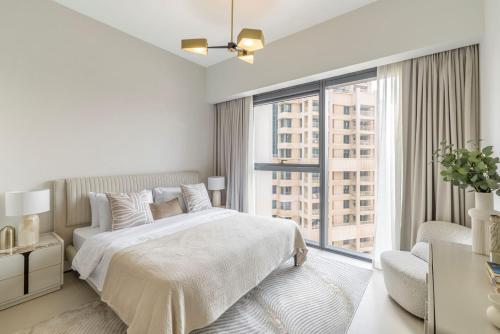 Elegant Apartment Walk to Burj Khalifa & Dubai Mall, Dubai (foto 4)
