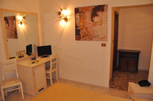 Hotel Vittoriano - image 2