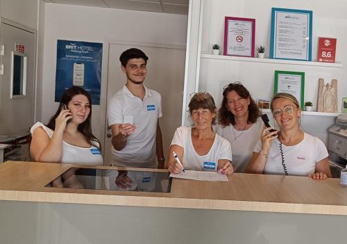 Best Hotel Reims Croix Blandin - image 3