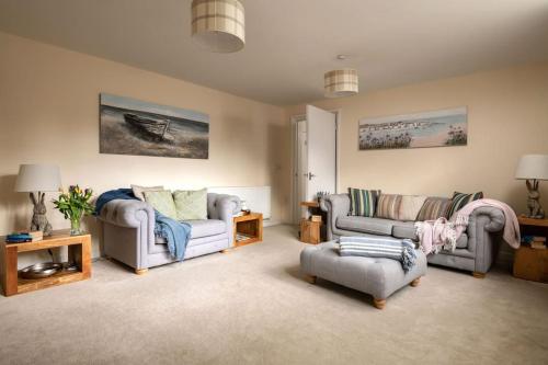 Ground Wing - Norfolk Cottage Agency in Gresham