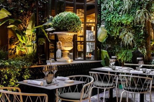 Roma Luxus Hotel, Rome