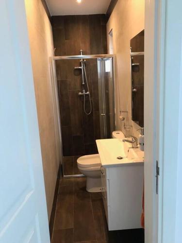 Brand new modern 2 bed 2 bath apt in St Julian's 4