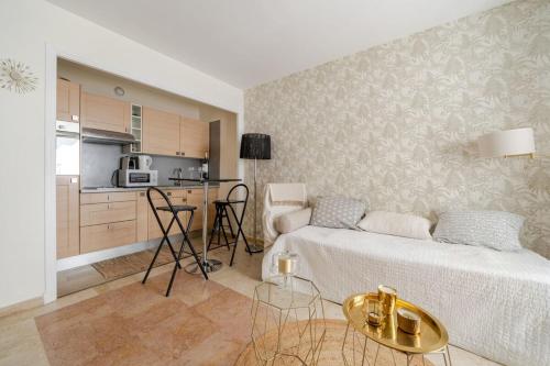 Cannes Croisette Studio 3 pers Cosy CLIM WIFI PKG