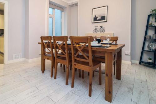 บริการและสิ่งอำนวยความสะดวก, River View Large House In Afan Forest Bike Park By STAE-Homes in พอร์ต เทลบอท