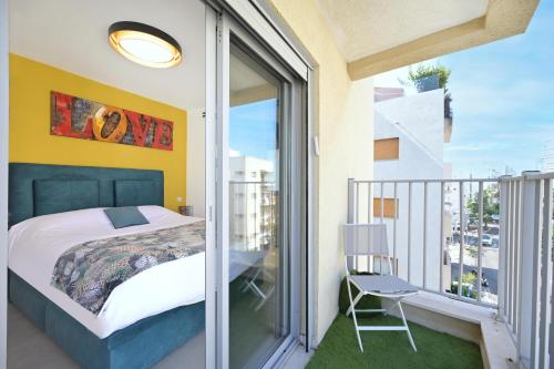 3BR Beach&City Vibes in Bugrashov by HolyGuest - image 3