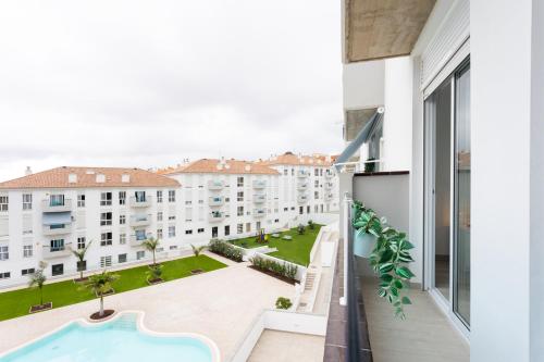 Home2Book Relaxing Poolside Escape, Arona