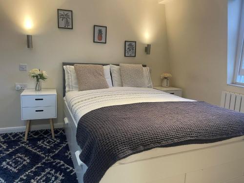 Grays Inn Road - Room 5, Londyn