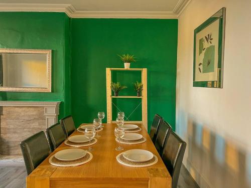 Spacious 4-bedroom Apartment - free public parking, Liverpool (foto 5)