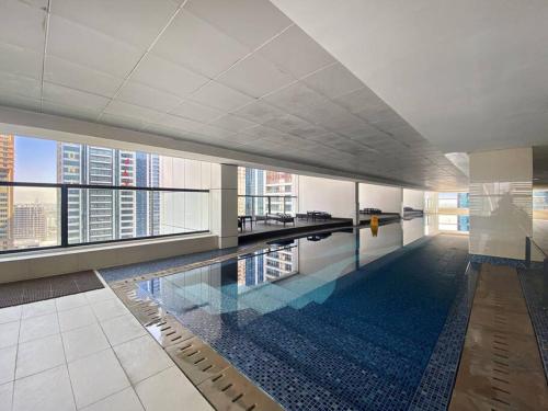 Urban Luxury Furnished 1 BHK with Gym and Pool Access, Dubai (photo 6)
