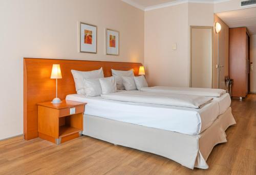 PhiLeRo Hotel Köln, Кёльн (фото 9)