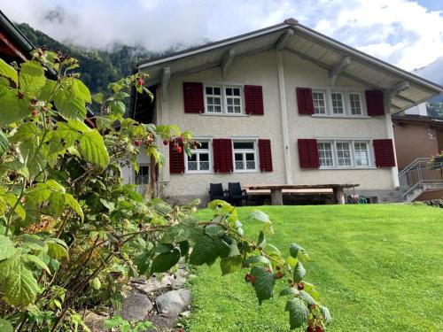 Revier mitenand im Gand in Rüti (Glarus)