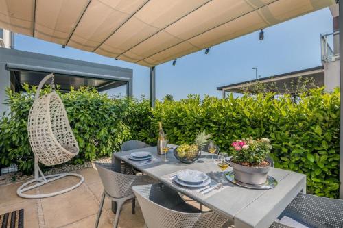 Exquisites Ferienhaus mit Penthouse-Dachterrasse, Whirlpool, Meerblick