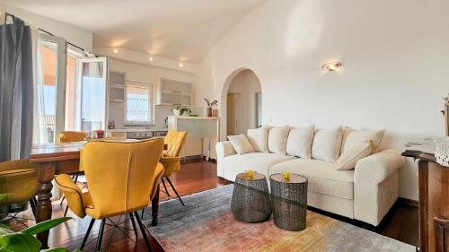 Bezauberndes Apartment mit Meerblick, Klima, WiFi, Parkplatz