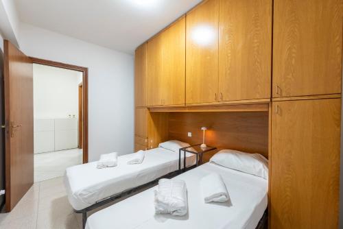 JOIVY Charming 2-bed flat with balcony & parking