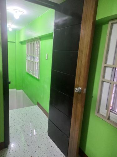 Joshua Transient in San Juan