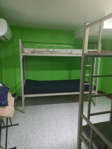 Joshua Transient in San Juan