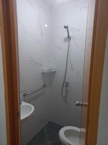 Joshua Transient in San Juan