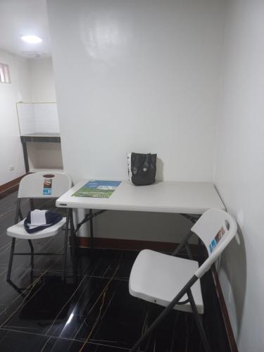 Joshua Transient in San Juan