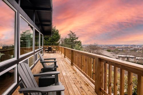 Stunning Sunsets Await at The Altamont in Birmingham, USA