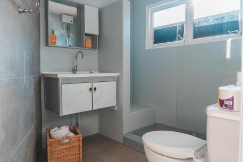 One-Bedroom Apartment image 1