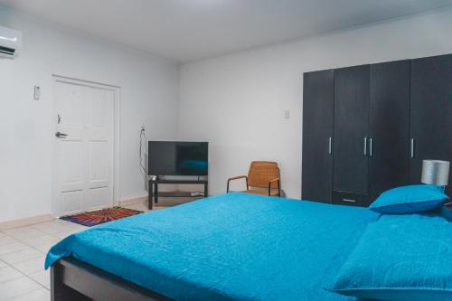 Apartment image 8