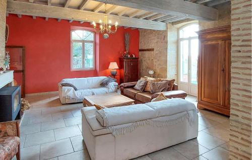 Cozy Home In Castelnau-Sur-Gupie in Lamothe-Landerron