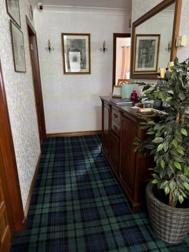 Prince Charlie's Cottage - image 9