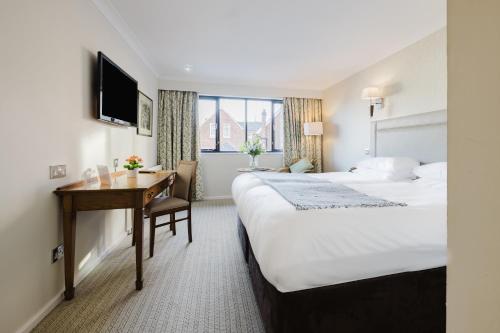 Winchester Royal Hotel - image 13