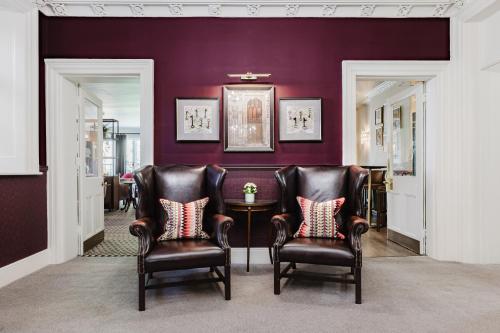 Winchester Royal Hotel - image 11