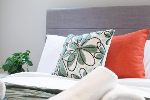 Central Leeds Apartments Near Station - 1 to 3 Bedroom Options - Sleeps 1 to 6, Leeds (foto 8)