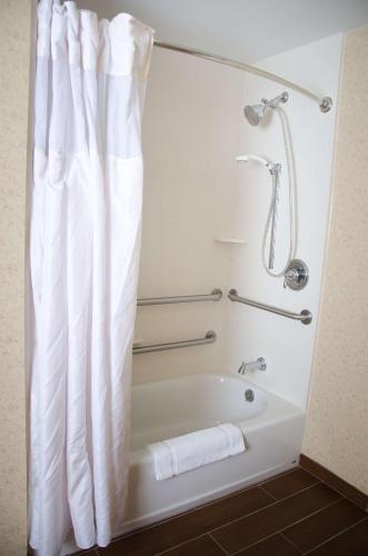 Hilton Garden Inn Watertown - image 6