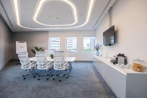 Park Inn by Radisson Amsterdam City West - image 6